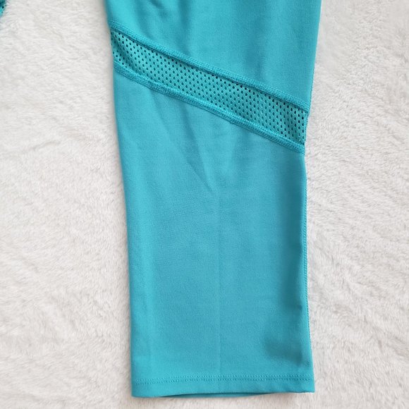 LAYER 8 QWICK DRY Mid Rise Blue Capri Yoga Pants SZ S - Picture 6 of 10